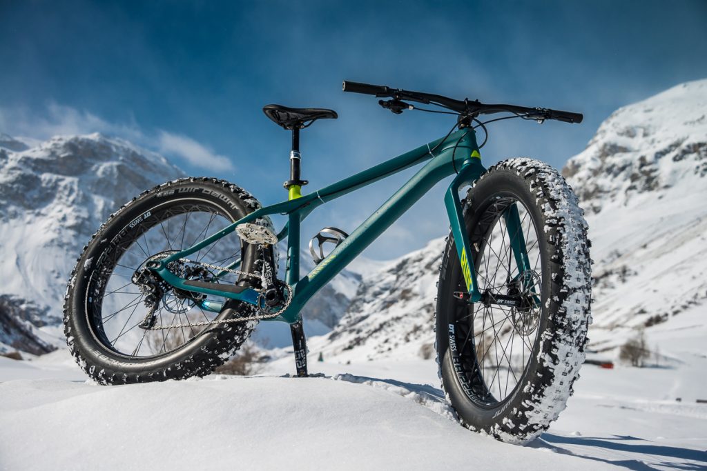 Velo Avec Des Grosse Roue 2025